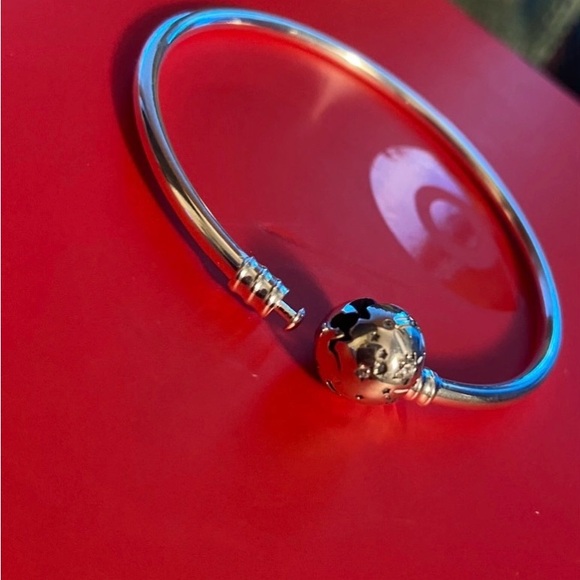 🧿Elegant Silver  Charm Bracelet - Picture 6 of 8